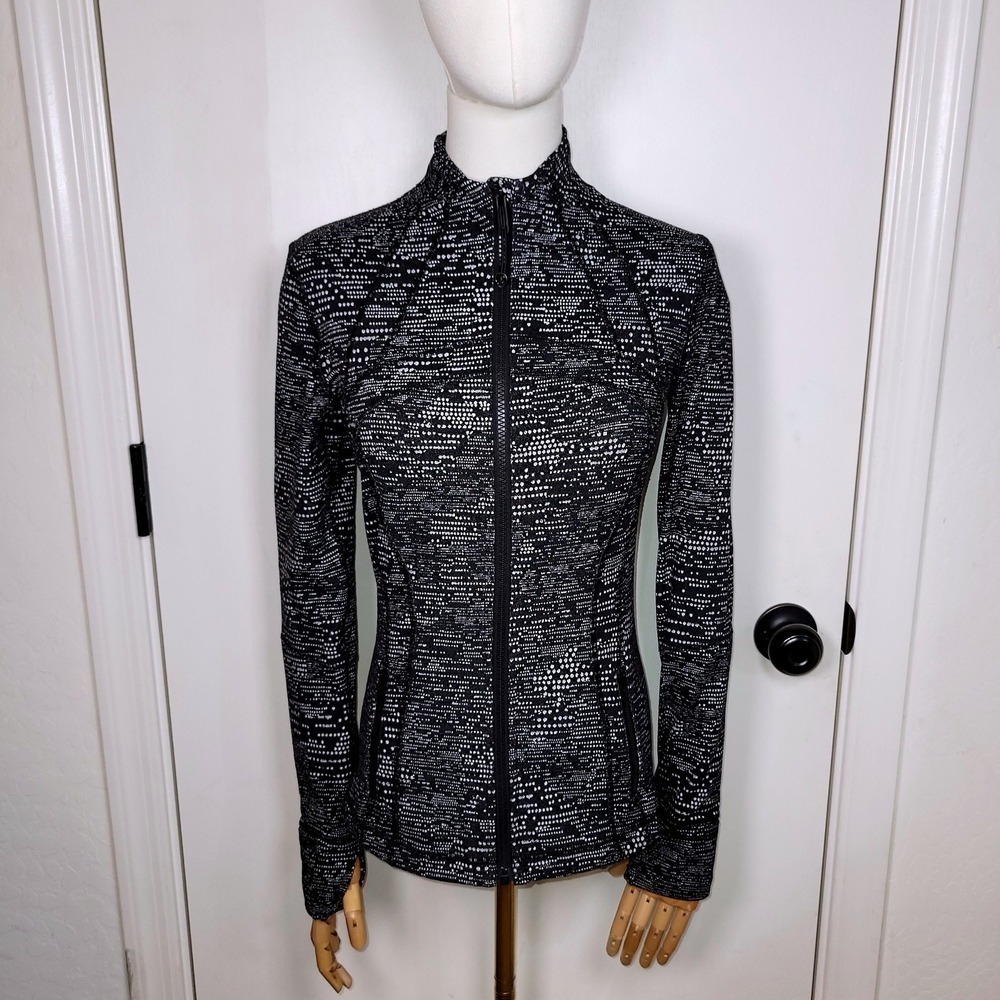 Lululemon Define Jacket Luxtreme Digital Rain Jacquard Black White Size 4